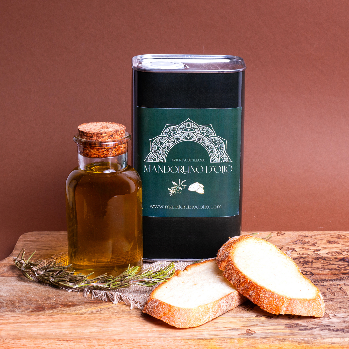 Olio Extra Vergine di Oliva Latta da 3 Litri – Mandorlino d’Olio