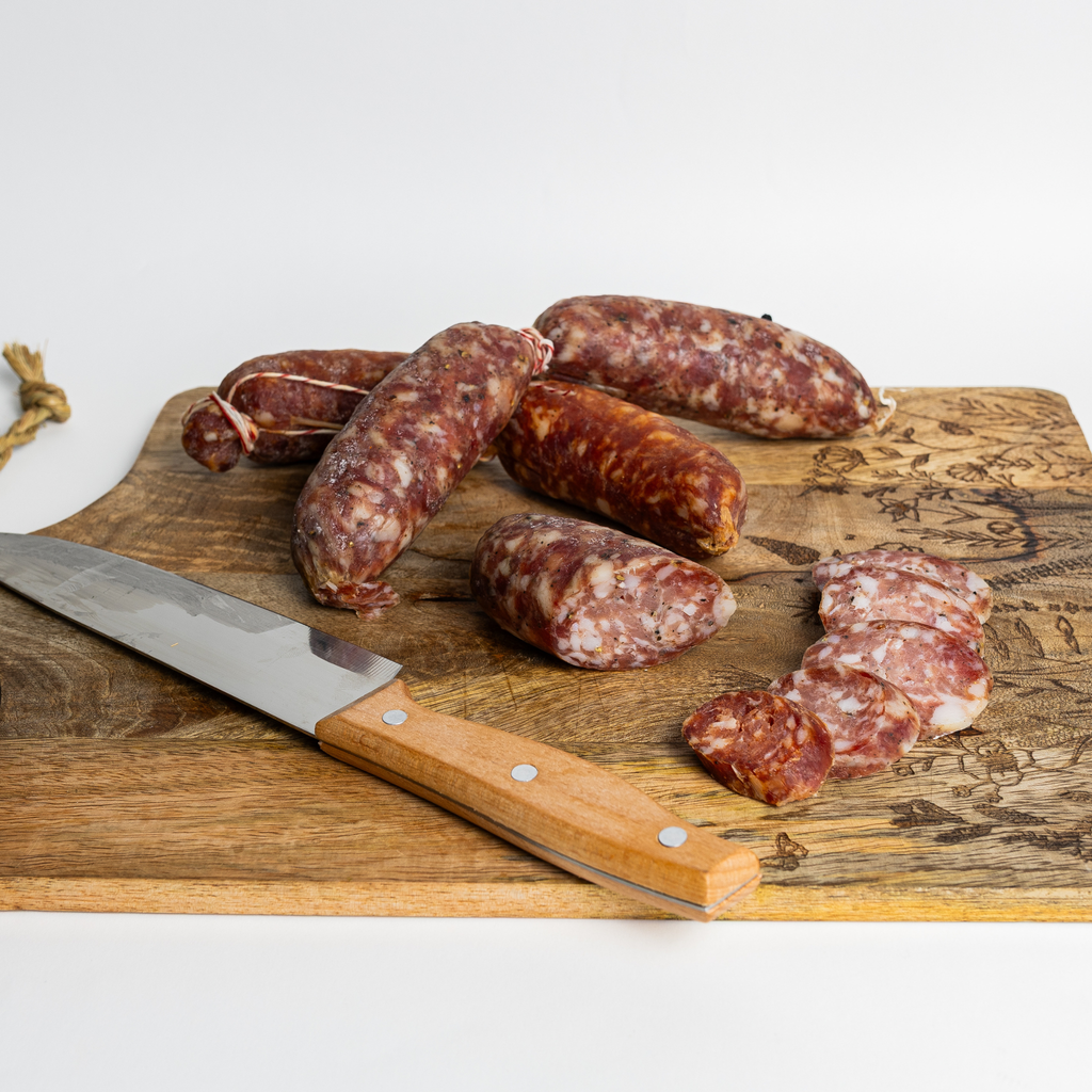 Box Degustazione Siciliana Artigianale – Formaggi & Salsiccia (2 KG)