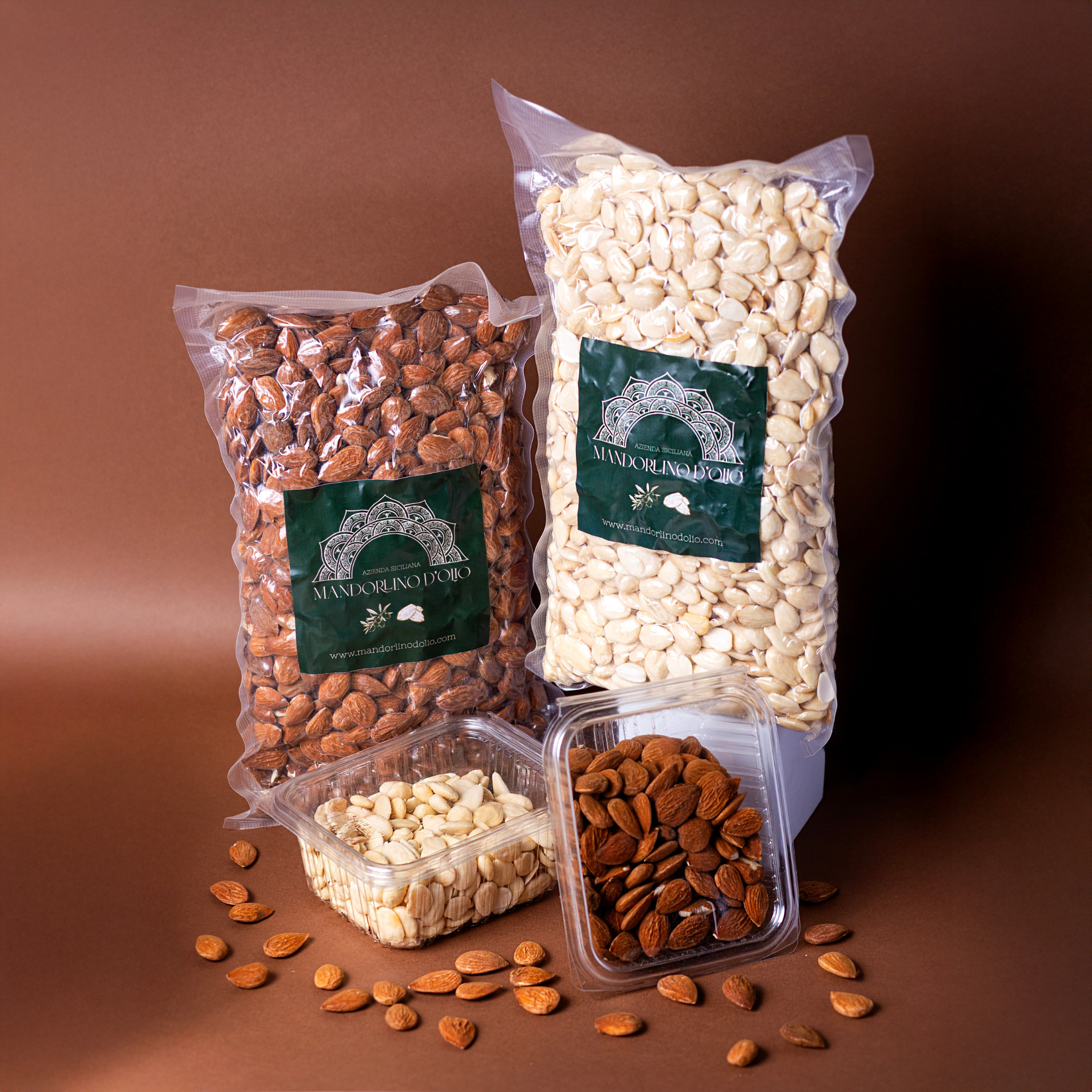 Sicilian blanched almonds in a 1 kg bag by Mandorlino d'olio, showcasing natural almond texture and color.